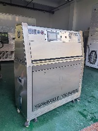 UV紫外线老化试验箱