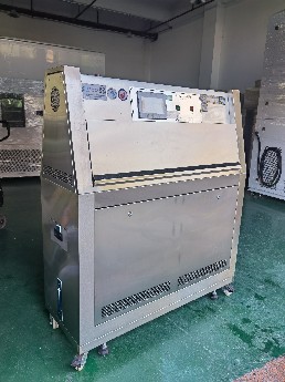 UV紫外线老化试验箱